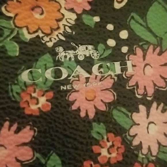 NEW Coach floral coin purse - Picture 2 of 8